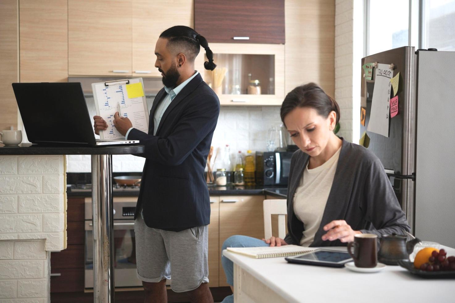 Student learning investment strategies with real market data